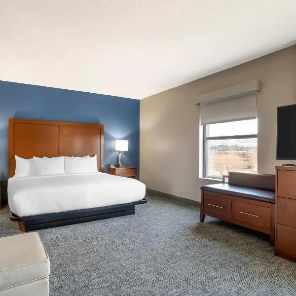 Comfort Suites near Birkdale Village- Huntersville, hotel v destinaci Huntersville