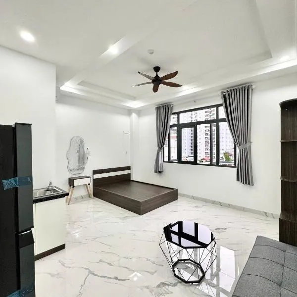 Luxury Interior Security Apartment, hotel in Ho Chi Minh City