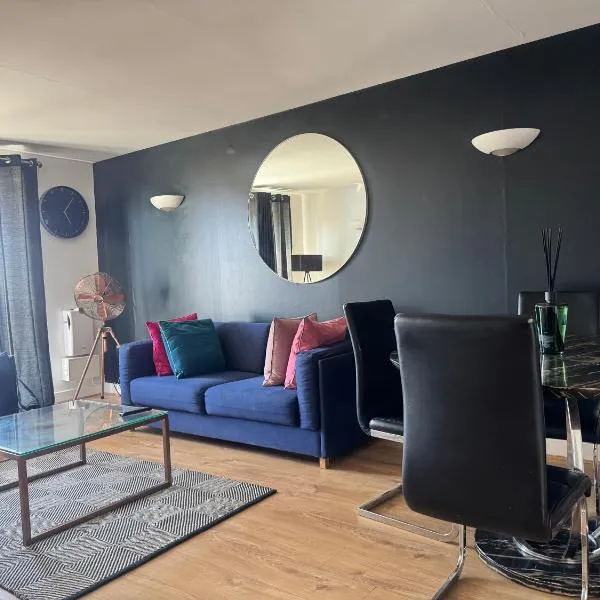 LIME 2 Bedroom APARTMENT: North Woolwich şehrinde bir otel