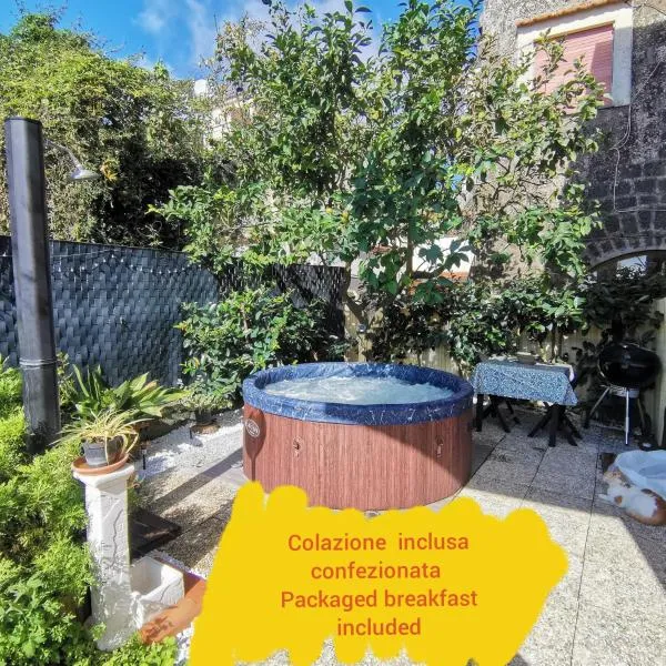 La Rondine B&B, hotel in Massa Lubrense