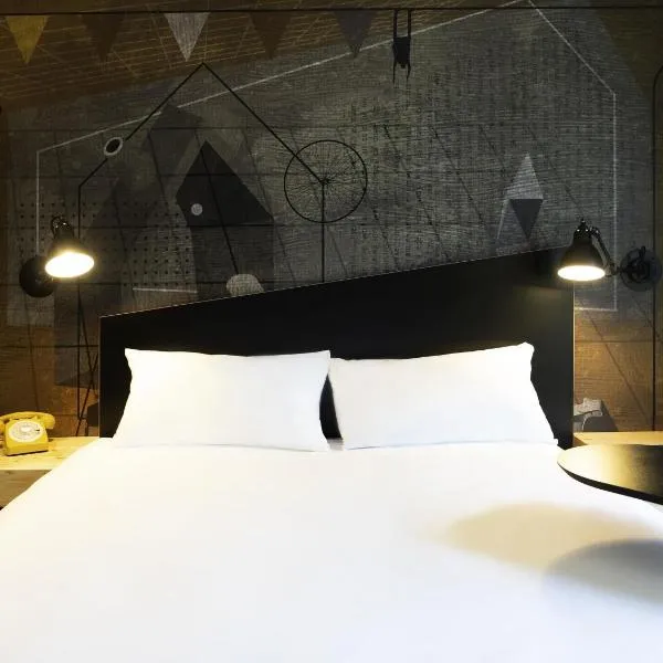 ibis Styles Dreux Centre Gare, hotel v destinaci Dreux