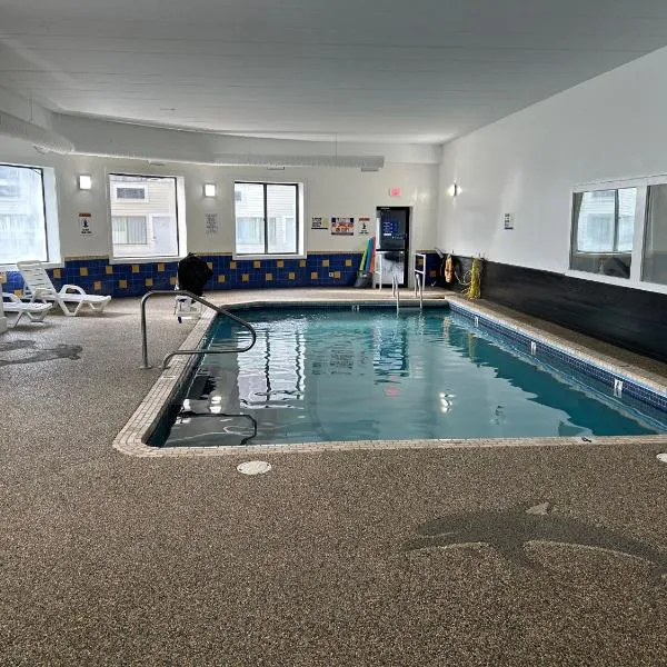 Admiralty Inn & Suites - a Red Collection Hotel, hotel in Falmouth