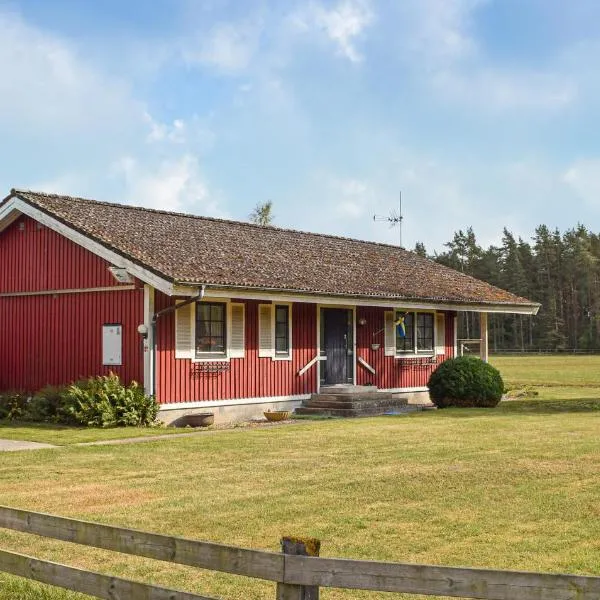 Awesome Home In Everöd With Wifi, Hotel in Everöd