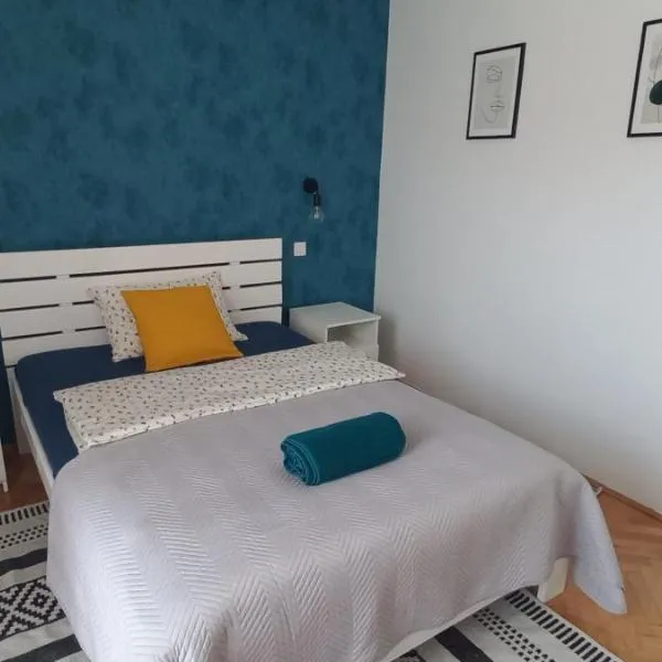 Panorámás modern lakás a történelmi belvárosban, hotel in Debrecen