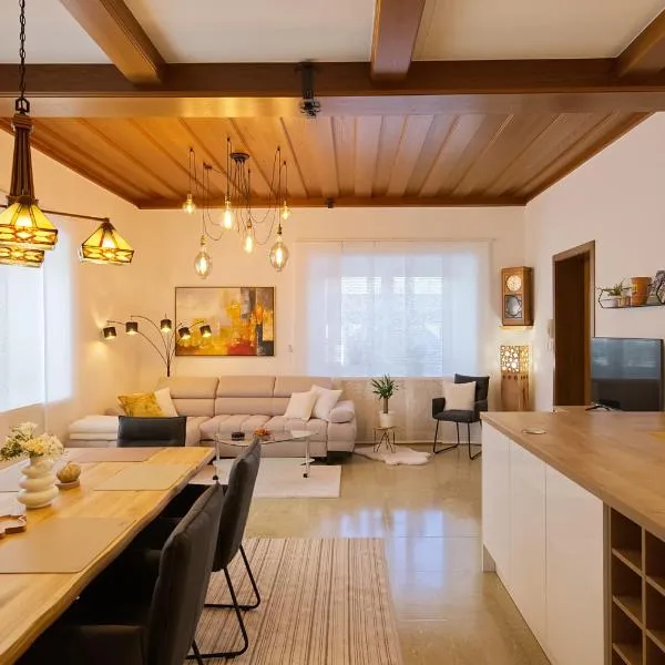 Lauras Ferienwohnung - Ihr Wohlfühlort in der Südsteiermark, Hotel in Eibiswald