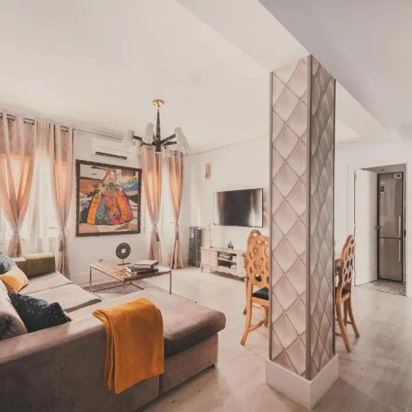 City Deluxe Apartment- Alquiler corta duración, viešbutis Madride