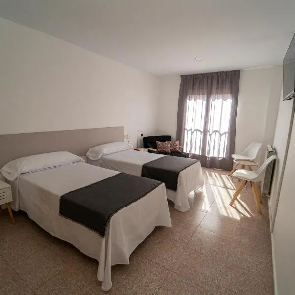Olmedo Hostal Plaza、オルメドのホテル
