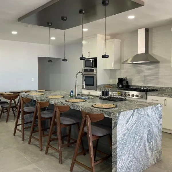 Ocean View Home Mision Viejo KM50 Gated Security, khách sạn ở Rosarito