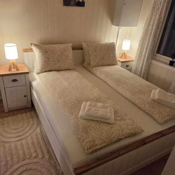 Auroraheim, ξενοδοχείο σε Gryllefjord