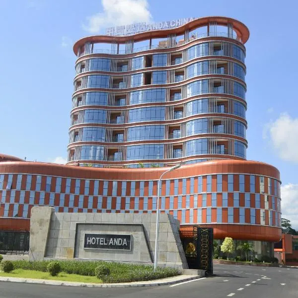 Hotel Anda Malabo، فندق في سيوداد دي مالابو