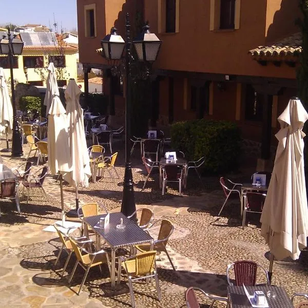Apartamentos Rurales La Casa de las Médicas, hotel in Buendía