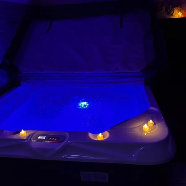 La parenthèse secrète, hotel v mestu Danvou