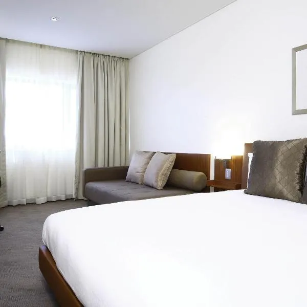 Novotel Canberra, hotel in Canberra