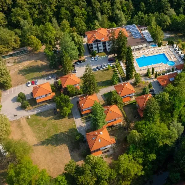 Ostrova Holiday Village, hótel í Beli Osŭm