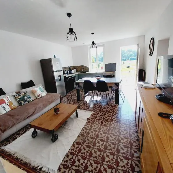 Entre Loire & Vignes, hotel in Varennes-sur-Loire