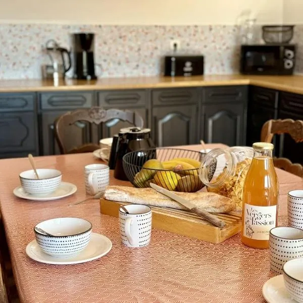 Gîte Omaha 3 étoiles - La Ferme Delaunay, Hotel in Saint-Côme-du-Mont