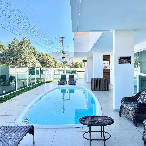 Lindo! Apto com piscina no condomínio - AE03J - Foto 4