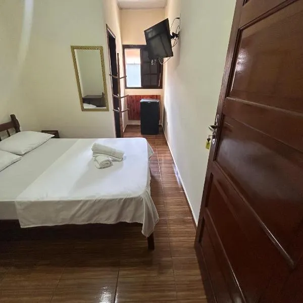 Suítes Florais - Itaguá, hotel in Ubatuba