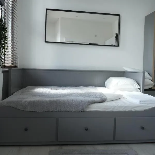 Concept Rooms、エンフィールドのホテル