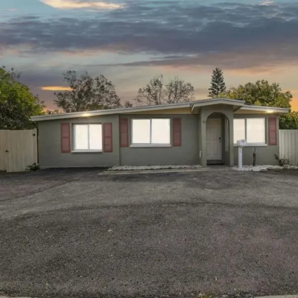 St Pete Villa, hotel v destinaci St Petersburg