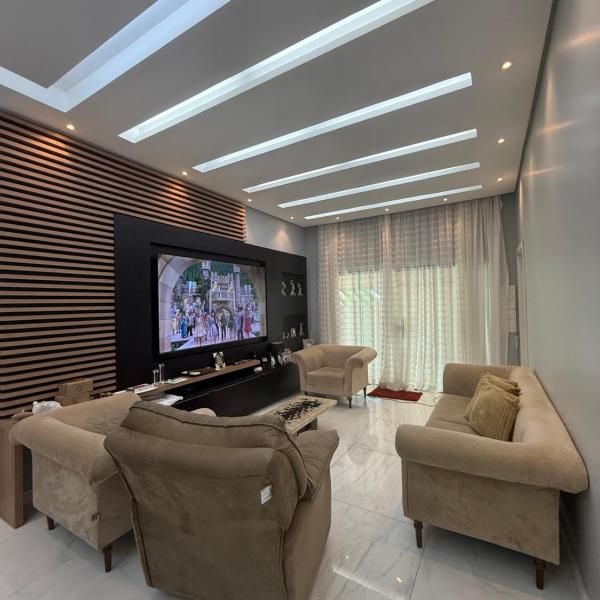 Linda e Confortável Casa