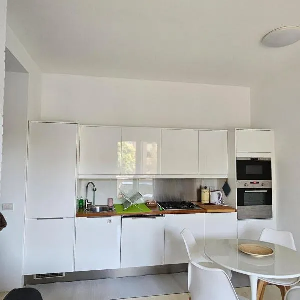 Rho garden suite, hotel v destinaci Rho