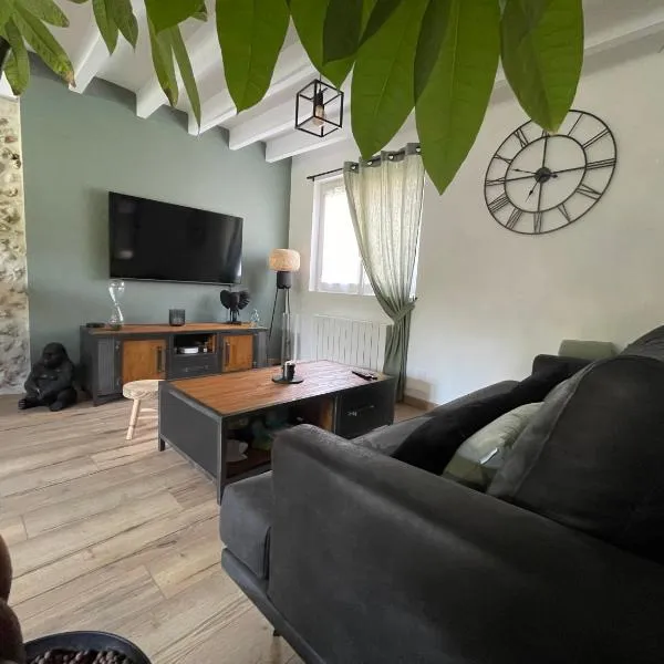 Maison du bonheur, hotel en Combres