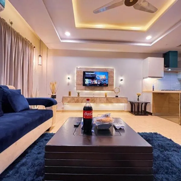 OSMA Living Full Furnished Apartment In Islamabad, hotel in Rawalpindi