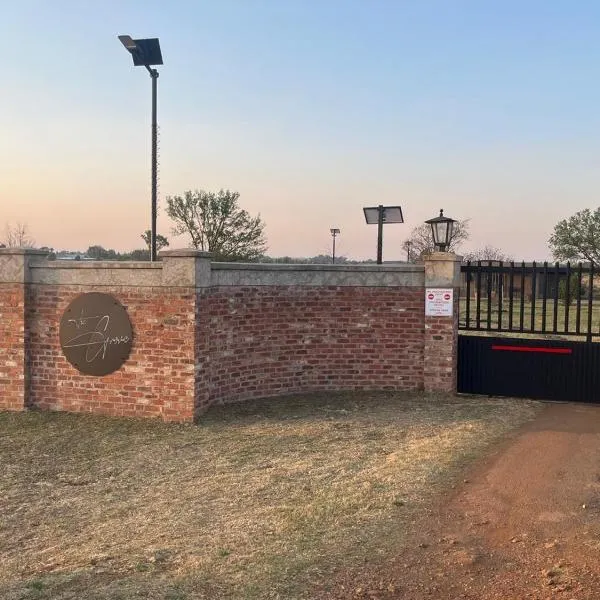 The Grove, hotel di Potchefstroom