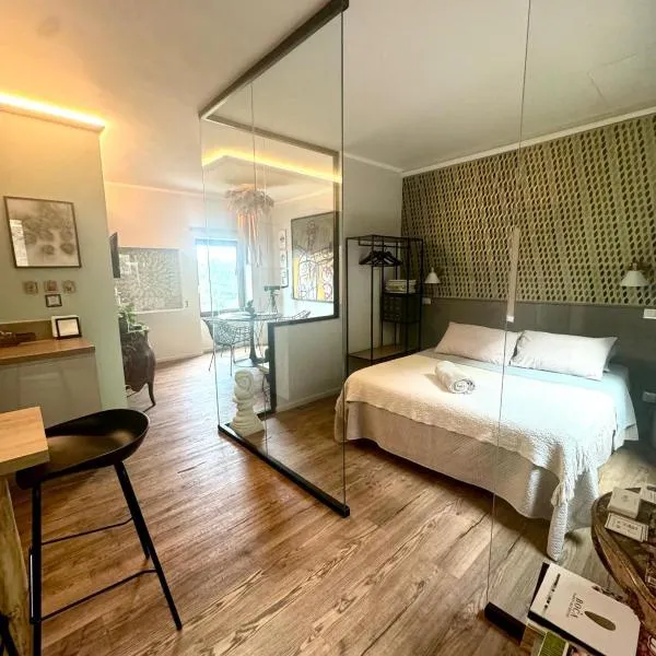 SopraBosco Calcata Art & Design Apartment, khách sạn ở Calcata