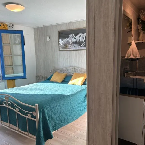 Chambres et table d'hôtes Floromel La Souterraine en rez de chaussee, hotel in La Souterraine