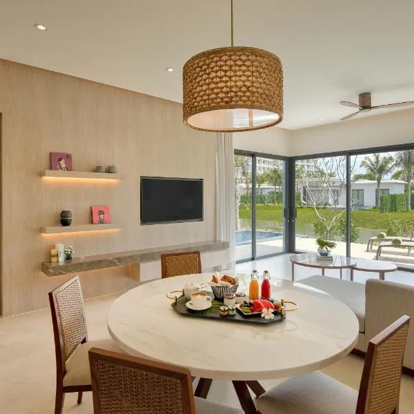 Melia Ho Tram Beach Resort, hotel in Ho Tram