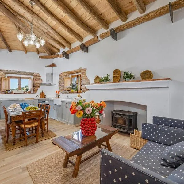 La casita, khách sạn ở Higuera de la Sierra