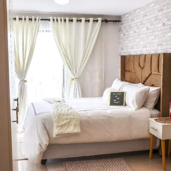 Sleek and modern apartment, hotel di Durban