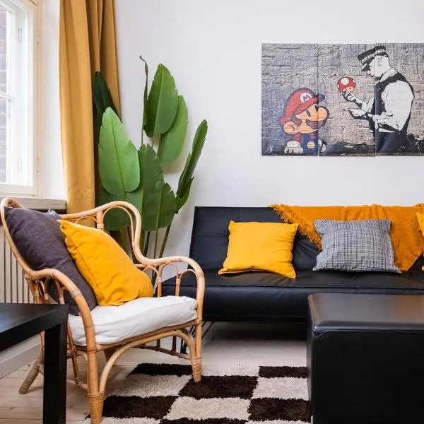 Heartbeat of Kallio - Stylish 2BR City Stay, hotel u Helsinkiju