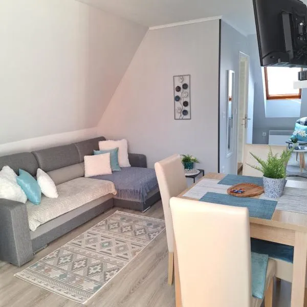 Várfal apartman，位于埃格尔的酒店