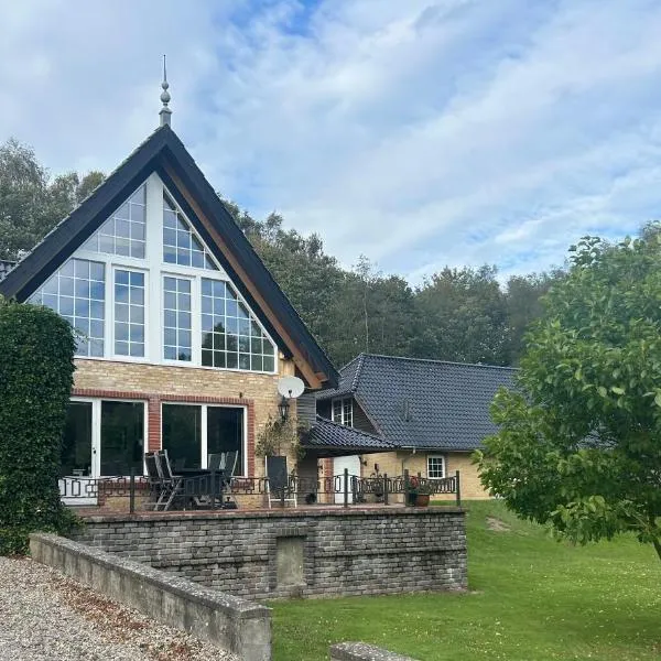 Hegedal Fjordhouse, hotel in Hobro