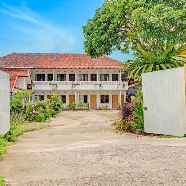 Collection O Subang near Ciater Subang formerly Orchid Villa Ciater、シアターのホテル