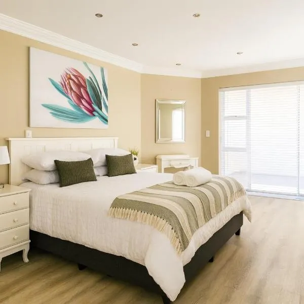 Surf & Serenity on Sea, by Jono & Erik, hotel di Jeffreys Bay