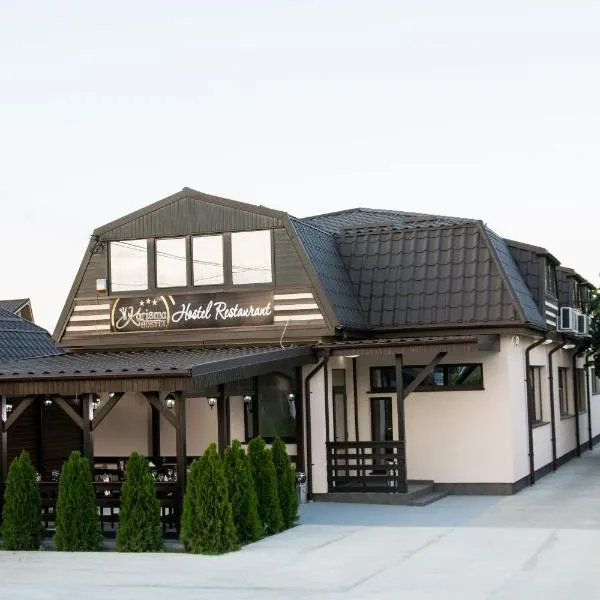 Hostel Karisma, hotel v destinaci Bacău