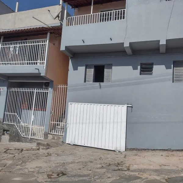 Apartamento avenida 11 com ar condicionado、サン・トメー・ダス・レトラスのホテル