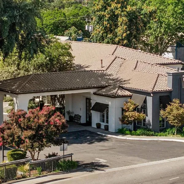 University Park Inn & Suites, an Ascend Collection Hotel, ξενοδοχείο σε Davis
