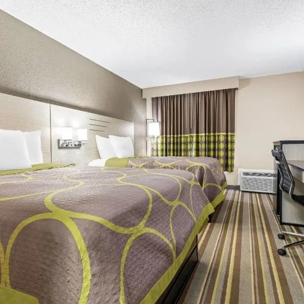 Super 8 by Wyndham Athens, hotel in Athens