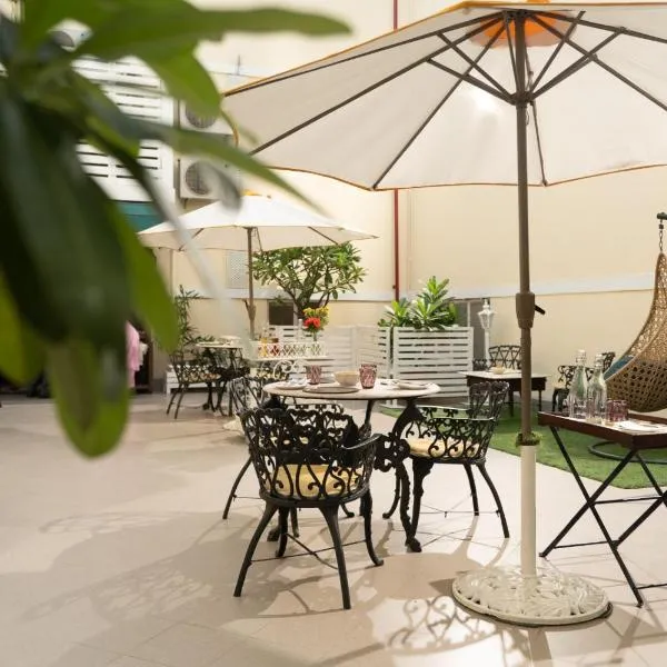 Broadway An Alivaa Collection Hotel, hotel i New Delhi