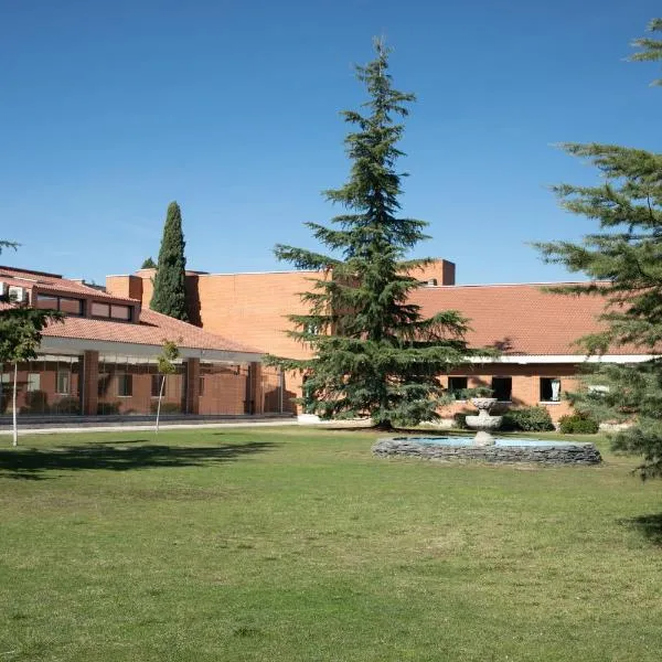 Alojamiento cristo rey、ポスエロ・デ・アラルコンのホテル