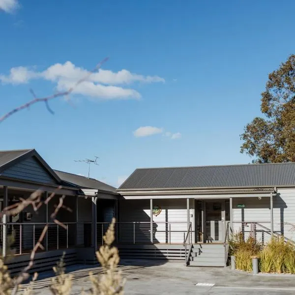 Boat Reflections, hotel em Franklin