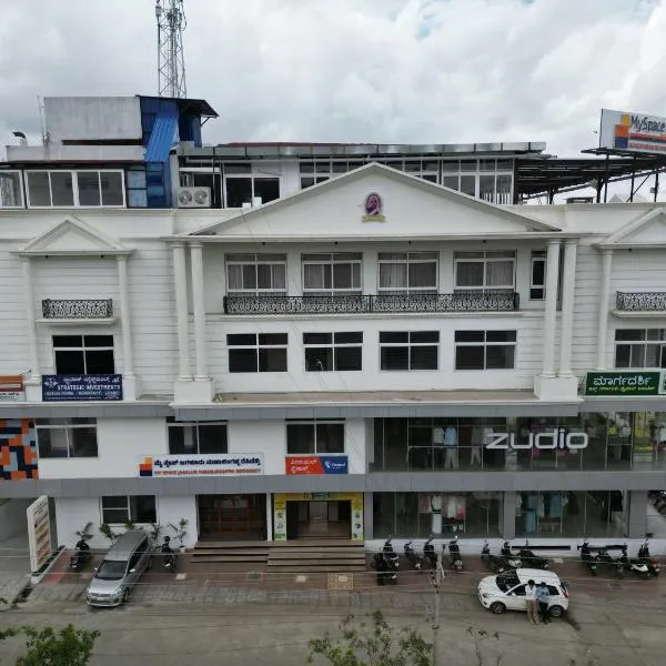 Myspace Hotel JMR, hotel v destinaci Chitradurga