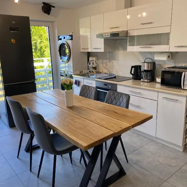 Viesnīca The Country Stop Apartment pilsētā Łęki