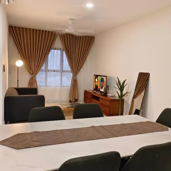 2BR Deluxe Family by KLIA Airport Homestay, hotell i Sepang