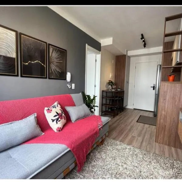 Apartamento ao lado Vibra, transamérica, Tóquio marine e Morumbis, hotel in Sao Paulo